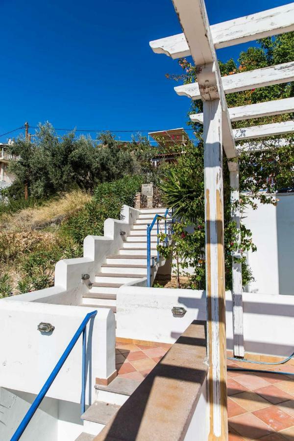 Villa Euphoria In Aegina, A' Marathonas Bay מראה חיצוני תמונה
